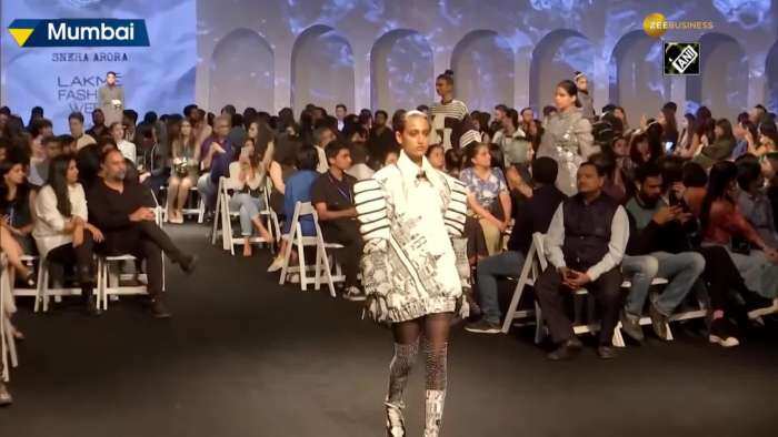 LFW 2020: Vicky Kaushal, Janhvi Kapoor own the ramp