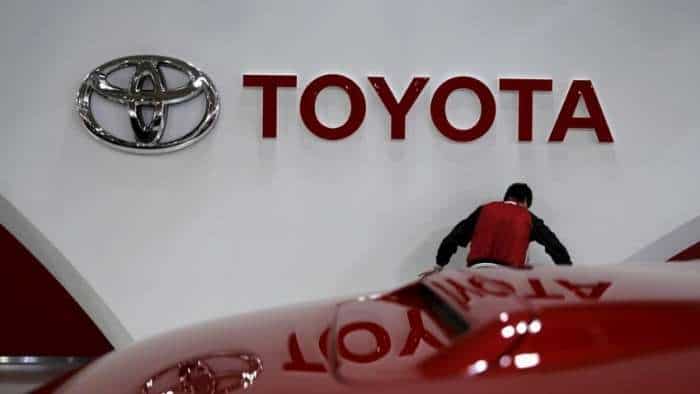 Toyota to produce record 11 million cars in fiscal 2022 if chip supply stable