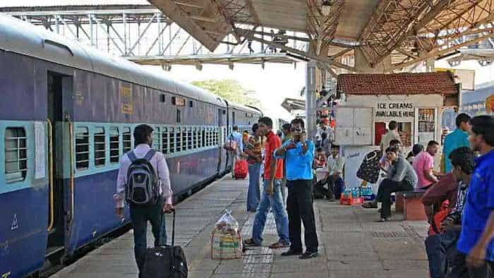 Now You Can Get Live Train Status Via Google Maps! Here&#039;s How You Can Do It
