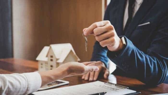 Money Guru: Should You Buy Flat, House With Home Loan Or Avoid Paying EMIs?