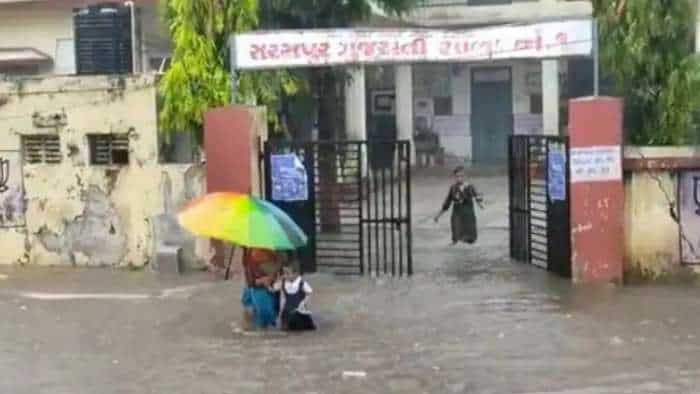 Heavy Rains Cripple Normal Life In Gujarat&#039;s Valsad; Watch Details In This Video