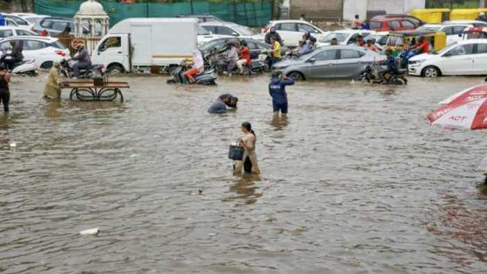 Monsoon Updates: IMD Issues Red Alert In South Gujarat; Watch Umesh Patel&#039;s Special Report From Valsad