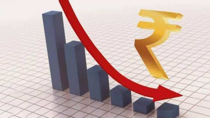 Aapki Khabar Aapka Fayda: Rupee Hits All-time Low Of 80 Against US Dollar; How Will It Impact The Indian Economy? 