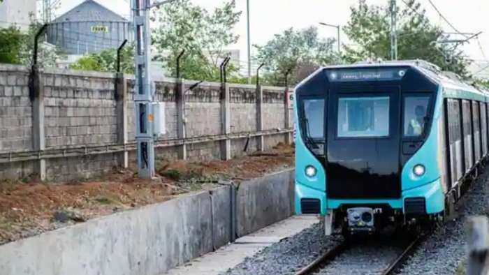 Mumbai Metro Line-3 Trial Run Begins, CM Eknath Shinde &amp; Deputy CM Devendra Fadnavis Flagged Off