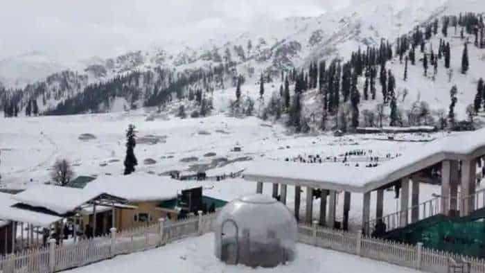 Weather News: Heavy Snowfall On High Peaks Of Jammu &amp; Kashmir, Himachal And Uttarakhand