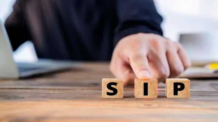 Money Guru: SIP - A Prominent Wealth Creation Tool; What Are The Benefits Of SIP? Expert Explains