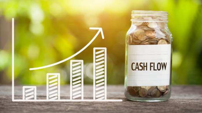Money Guru: How To Manage Cash Flow? How To Build An Emergency Fund? 