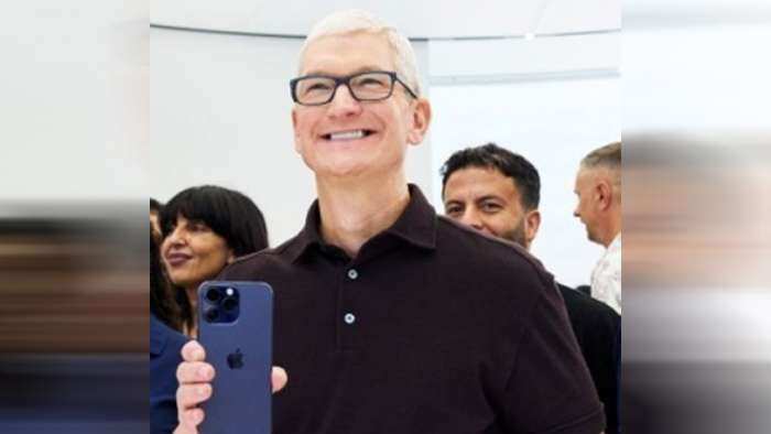Apple crosses 2 billion active devices, sets all-time sales record in India | Here&#039;s what Tim Cook has to say on retail store