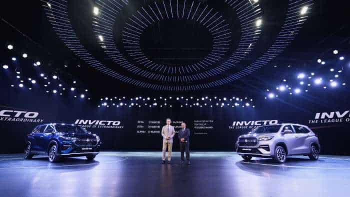 Maruti Suzuki Invicto Launched in India: From price, feature to colour, variant - here&#039;s all you need to know | PICS