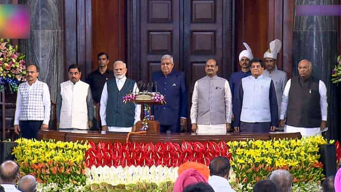 https://www.zeebiz.com/india/news-lok-sabha-passes-womens-reservation-bill-by-454-to-2-votes-255041