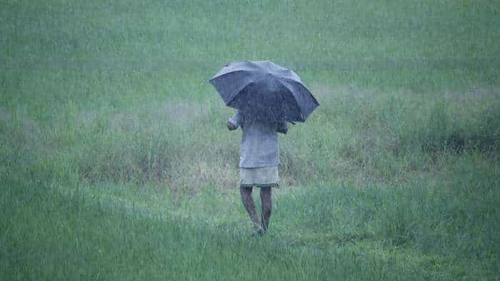 https://www.zeebiz.com/india/news-weather-update-heavy-rains-lash-nagpur-several-areas-waterlogged-255625
