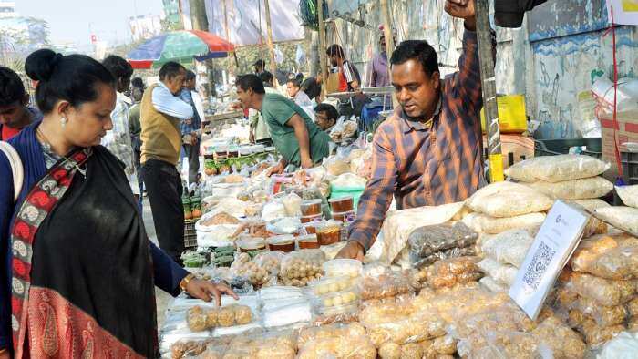 https://www.zeebiz.com/india/news-fssai-asks-food-vendors-consumers-not-to-use-newspapers-for-food-packaging-citing-contamination-health-risks-256743