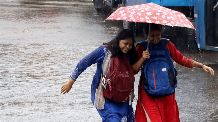  Weather Update: Heavy rains continue across Kerala; IMD issues 'yellow alert' in 13 districts 
