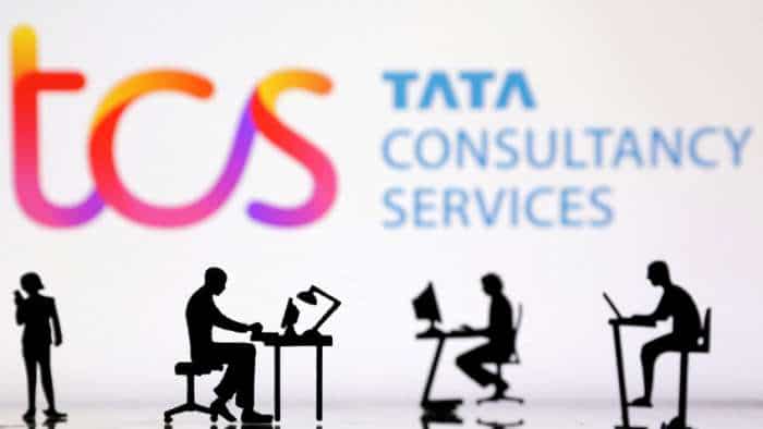  TCS ending hybrid work, asks staff to join office starting October 1: Report 