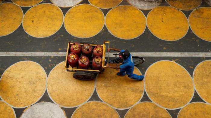 14.2 Kg Lpg Cylinder at Rs 1300, Lpg Cylinders in Kolkata