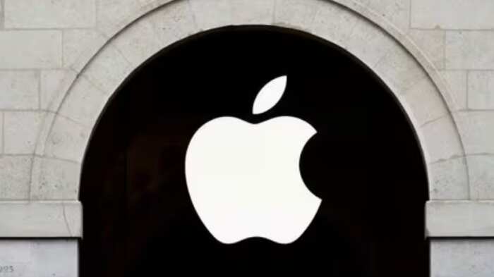 Apple ends credit card partnership with Goldman Sachs