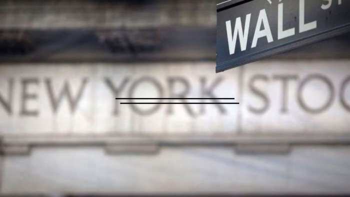 S&amp;P 500 ends lower on mixed Fed messages, PCE on deck