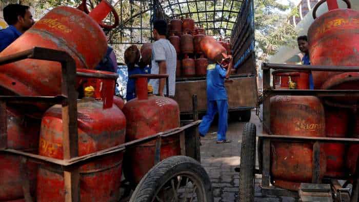  LPG cylinder price hike today: Commercial LPG gas cylinder price increased by Rs 21 