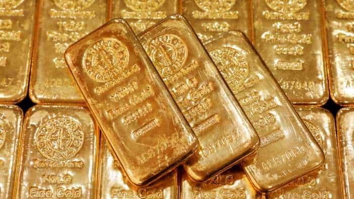  Gold and Silver price today (December 4, 2023): Precious metals edge higher; Yellow metal above Rs 63,850  