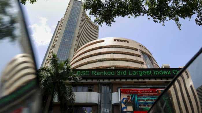  BSE, NSE issues penalty notices to HAL for not having sufficient independent directors 