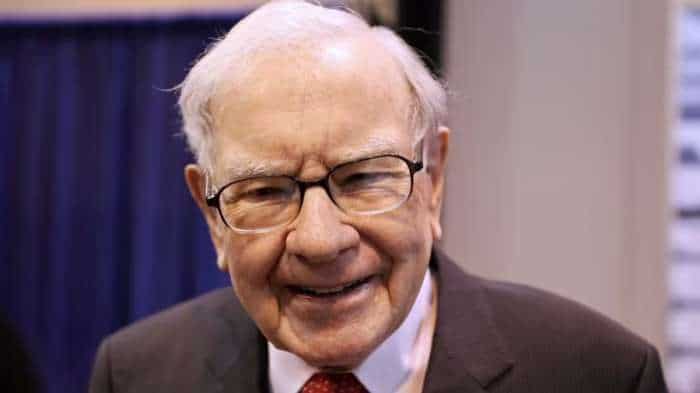  Buffett's Berkshire posts record profit, quarterly results also rise 