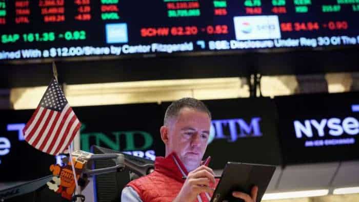  Wall Street: Equities close slightly lower as focus shifts to data 