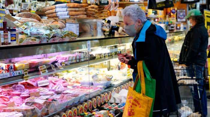  Australia's inflation holds at two-year low in January 