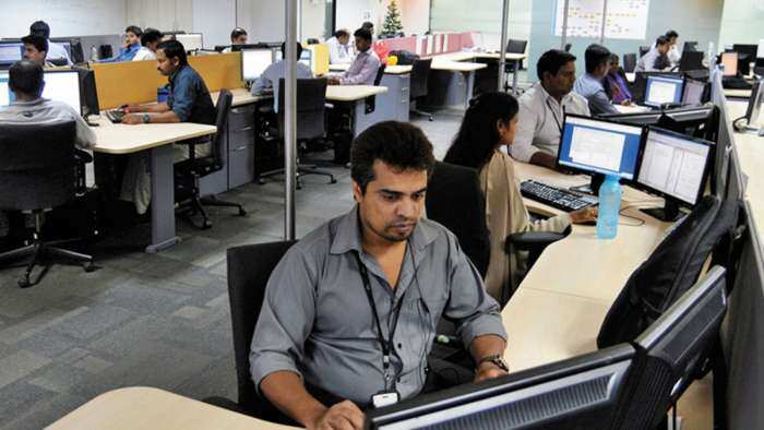 indian it services sector revenue growth crisil report 