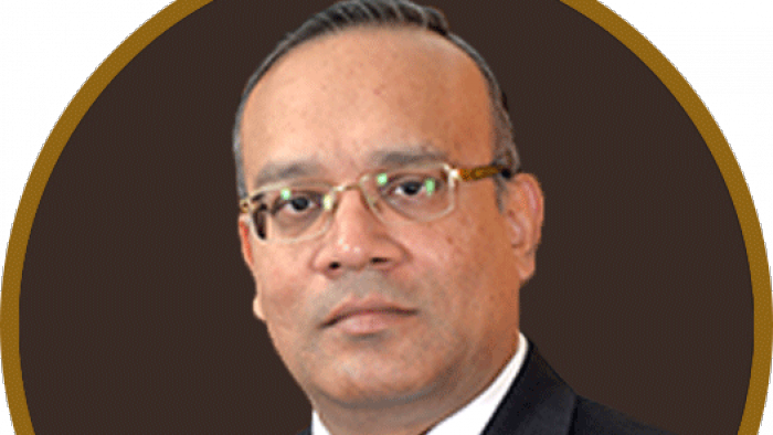 Motilal Oswal AMC promotes Prateek Agrawal as MD and CEO, Niket Shah as fund manager of designated schemes