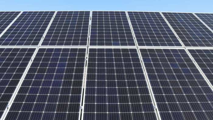 Waaree Energies secures 400 MW modules supply order in Gujarat