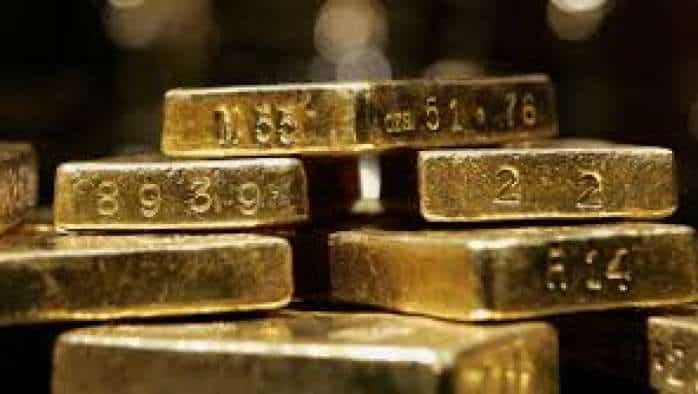 Gold futures rise Rs 188 to Rs 70,913 per 10 g
