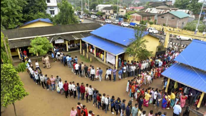 https://www.zeebiz.com/india/news-todays-voter-turnout-percentage-in-lok-sabha-polls-phase-3-polls-over-60-per-cent-voting-recorded-so-far-assam-highest-at-75-per-cent-lowest-maharashtra-election-commission-of-india-288684