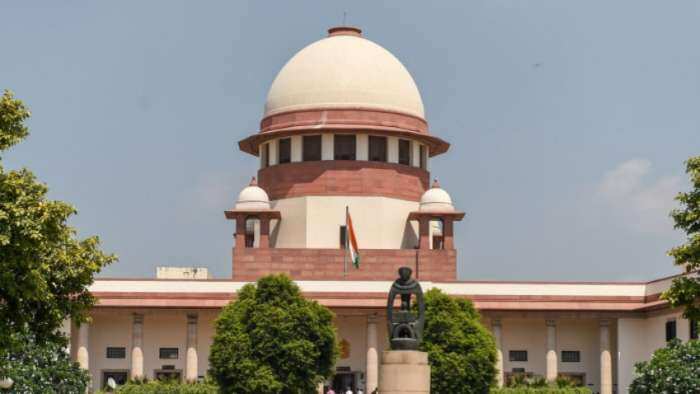 Supreme Court asks ED to respond to 64-year-old&#039;s plea against his arrest at odd hours