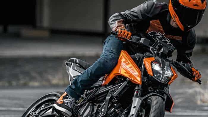 These powerful bikes, priced at less than Rs 2.5 lakh, are worth buying, check list
