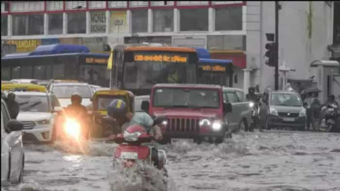  Okhla underpass closed for traffic due to waterlogging, says Delhi Police  