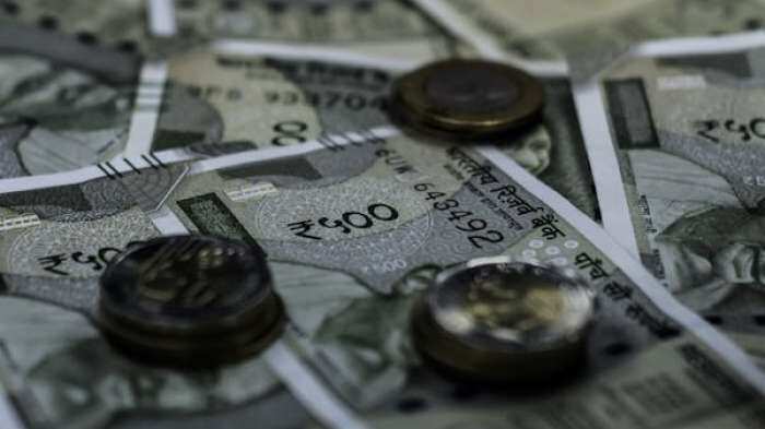 Rupee falls 4 paise to close at 83.52 against US dollar