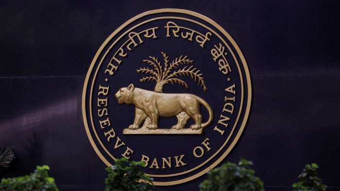 RBI penalises Axis Bank, HDFC Bank for deficiencies in regulatory compliance