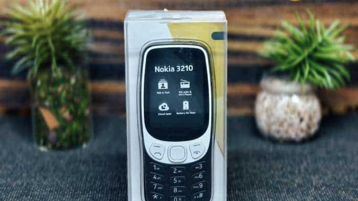 Nokia 3210 4G Quick Review: Nostalgic Nokia is back with classic snake game