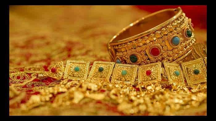 Gold, silver rate (September 19): Gold down by Rs 200 at Rs 72,854; silver up by Rs 165 at Rs 88,464/kg