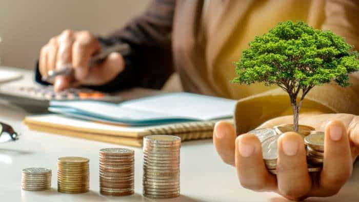 https://www.zeebiz.com/personal-finance/news-15x15x15-formula-sip-investment-power-of-compounding-invest-monthly-build-retirement-corpus-rs-1-crore-calculations-317888