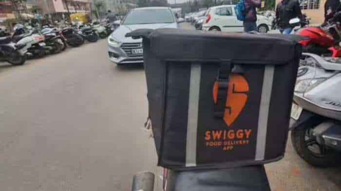  Swiggy introduces 'Seal' badge for food quality standards among restaurant partners 