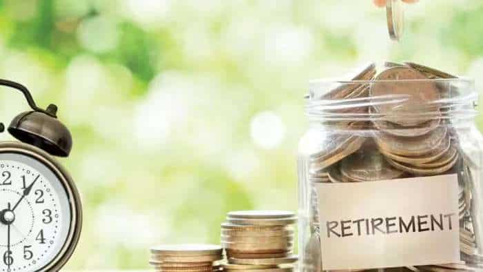 Retirement Planning: Monthly savings Rs 5,000; in how many years you can achieve Rs 2 crore retirement corpus goal