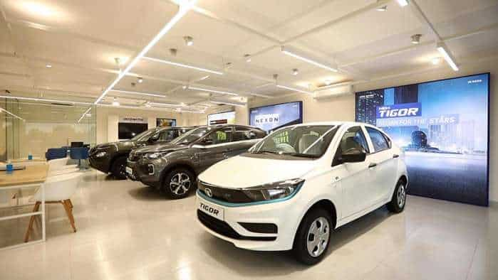  Tata Motors expects passenger vehicles retail sales to sustain momentum in Q3  