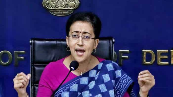  North India facing medical emergency due to stubble burning: Atishi 