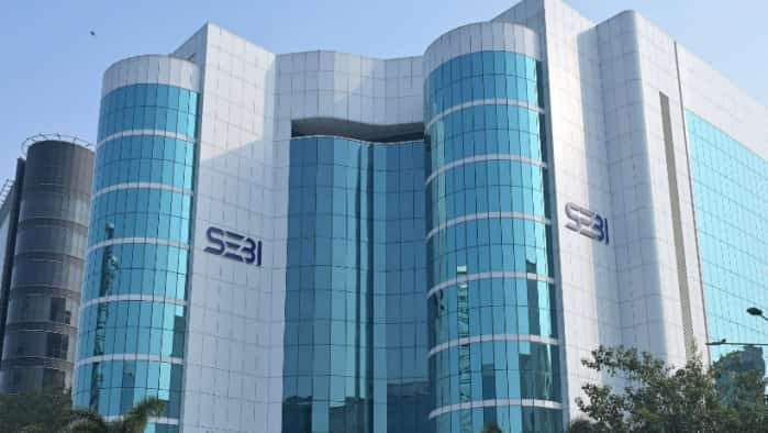 https://www.zeebiz.com/market-news/news-sebi-bans-3-online-bond-platforms-market-regulator-securities-and-exchange-board-of-india-blocks-ai-growth-purple-petal-investment-berkelium-technologies-from-selling-ofs-fresh-issues-nse-bse-326870