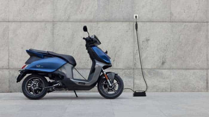  Hero MotoCorp launches VIDA V2 electric scooters with advanced features check price 