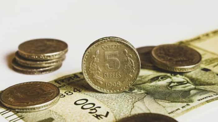  Rupee ends higher at 84.6875 as RBI holds rates but logs fifth straight weekly fall 