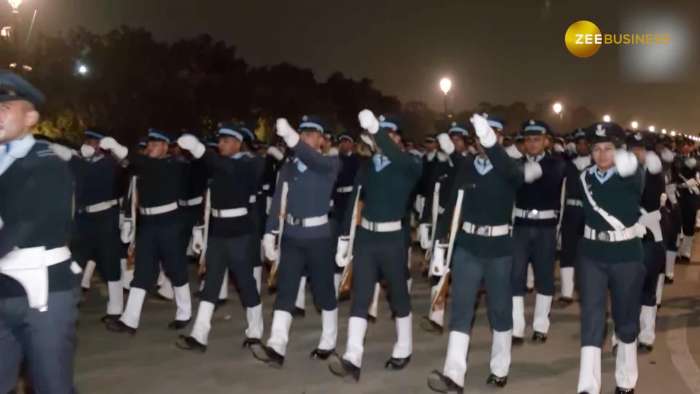 https://www.zeebiz.com/india/video-gallery-defence-personnel-rehearse-for-76th-republic-day-parade-at-kartavya-path-335837