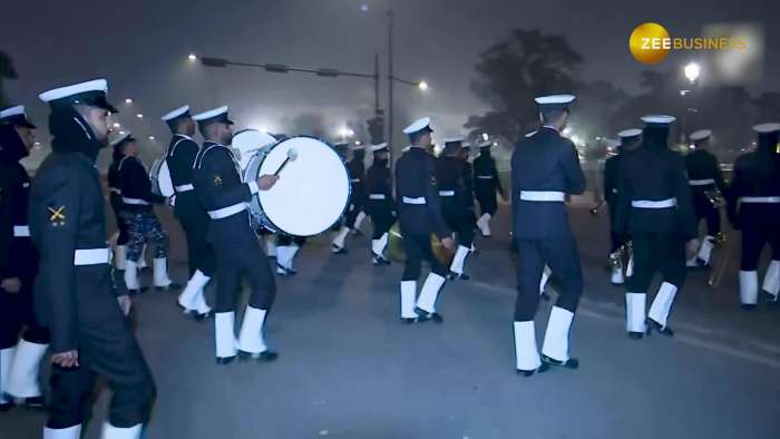 https://www.zeebiz.com/india/video-gallery-defence-personnel-rehearse-for-76th-republic-day-parade-at-kartavya-path-337297