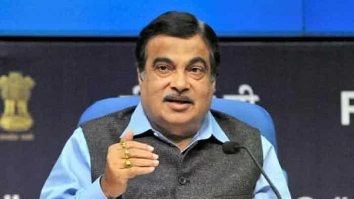   Faulty road construction should be made non-bailable offence: Nitin Gadkari  